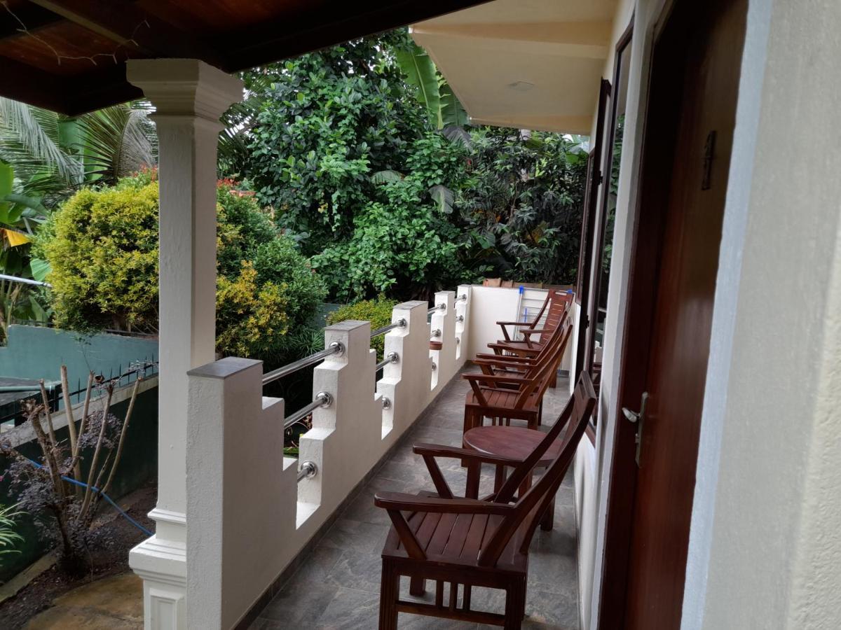 Slg Villa Хикадува Екстериор снимка